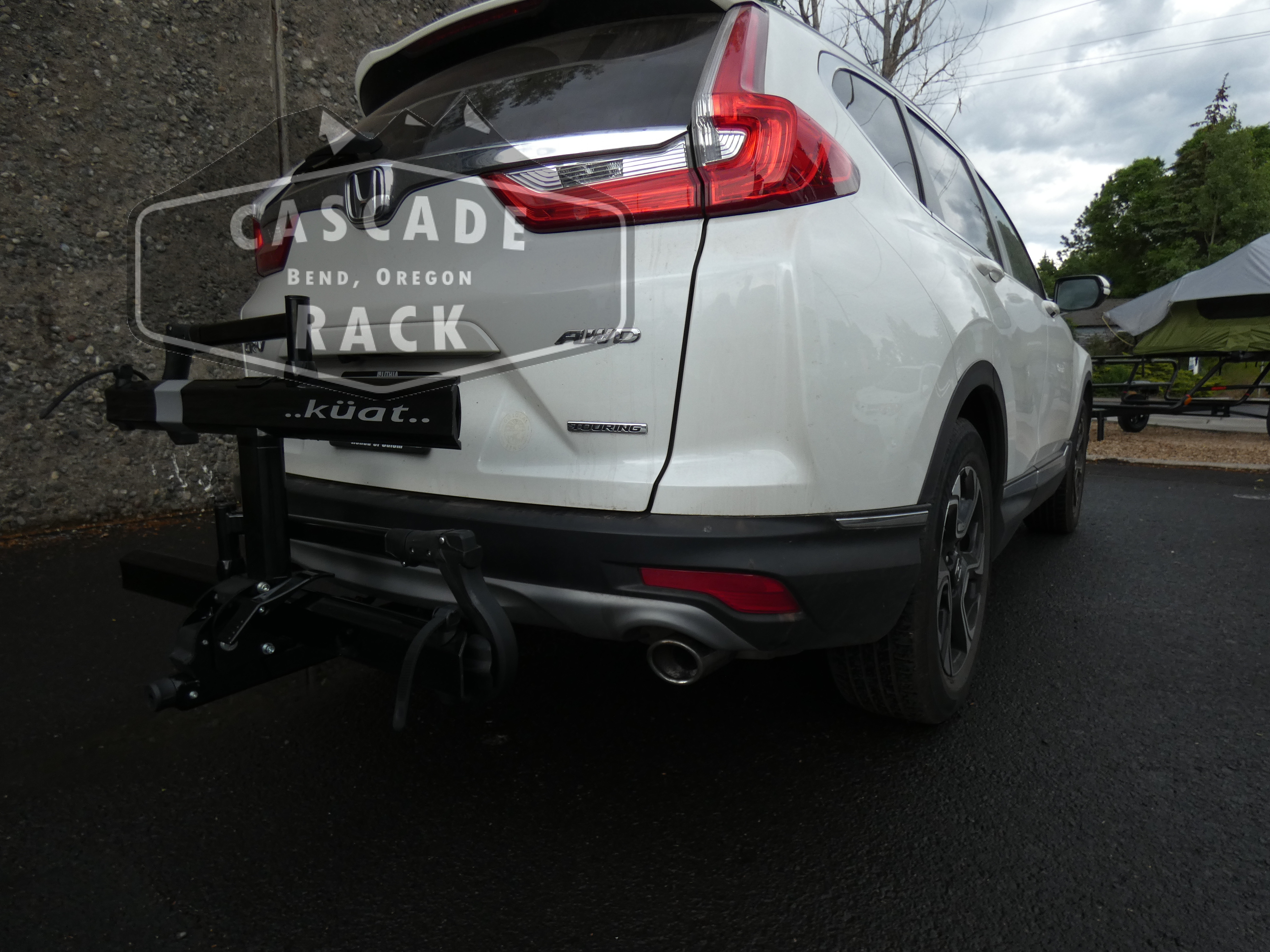 2018 Honda CRV - Hitch Receiver and Bike Rack - Curt / Kuat