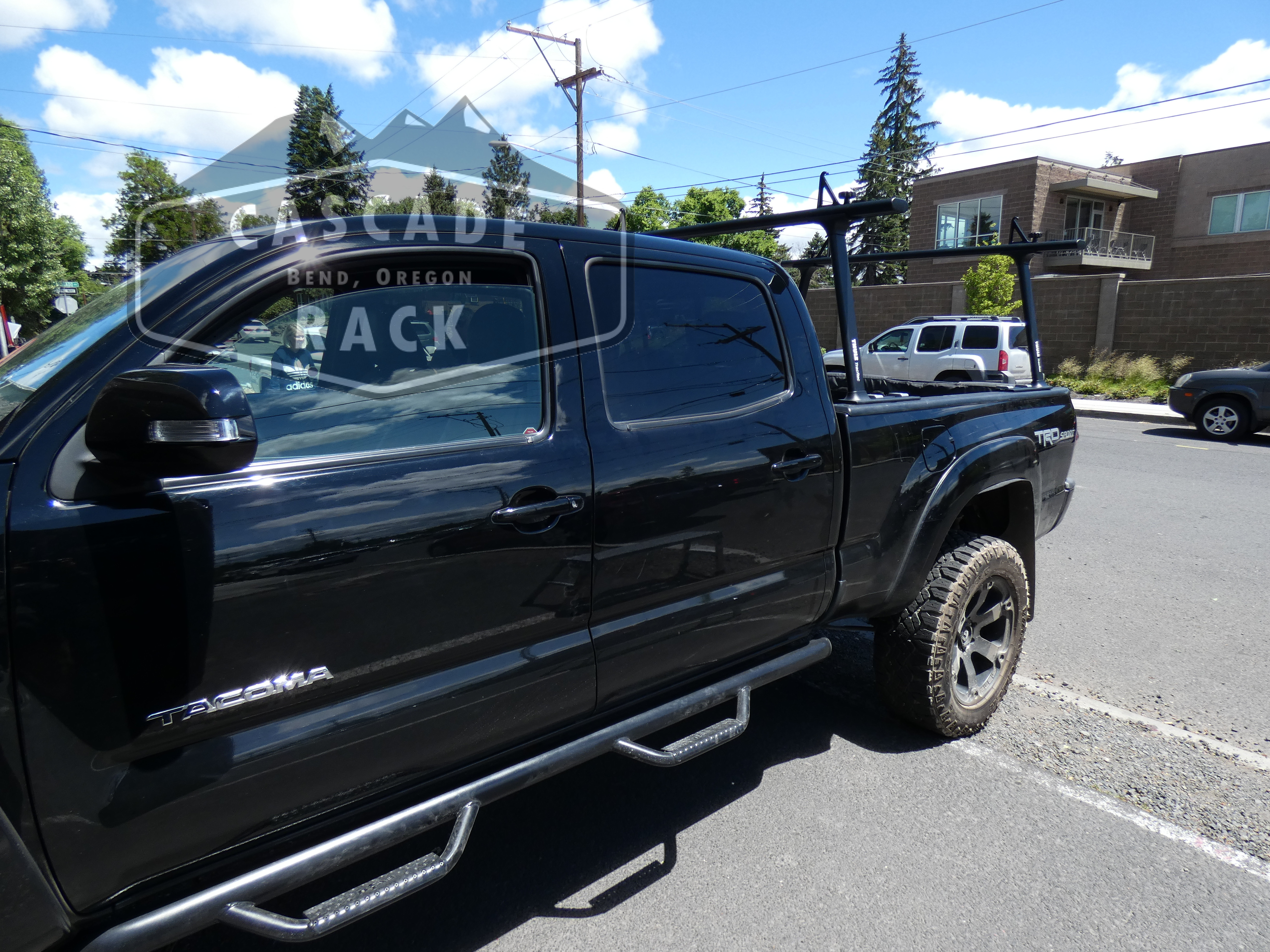 2015 Toyota Tacoma - Truck Bed Rack - Thule
