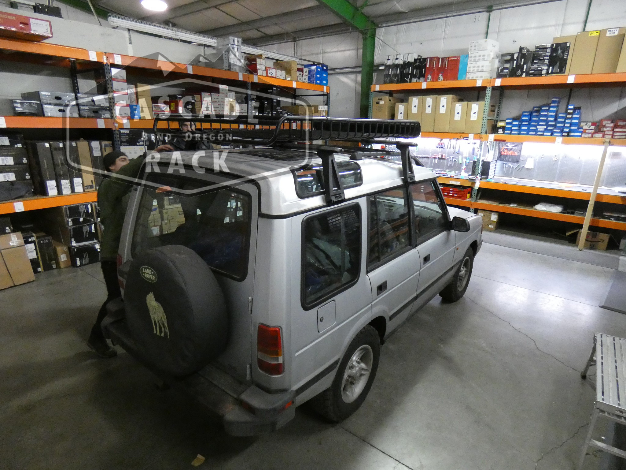 1997 Land Rover Discovery - Roof Rack and Cargo Basket - Rhino Rack / Yakima
